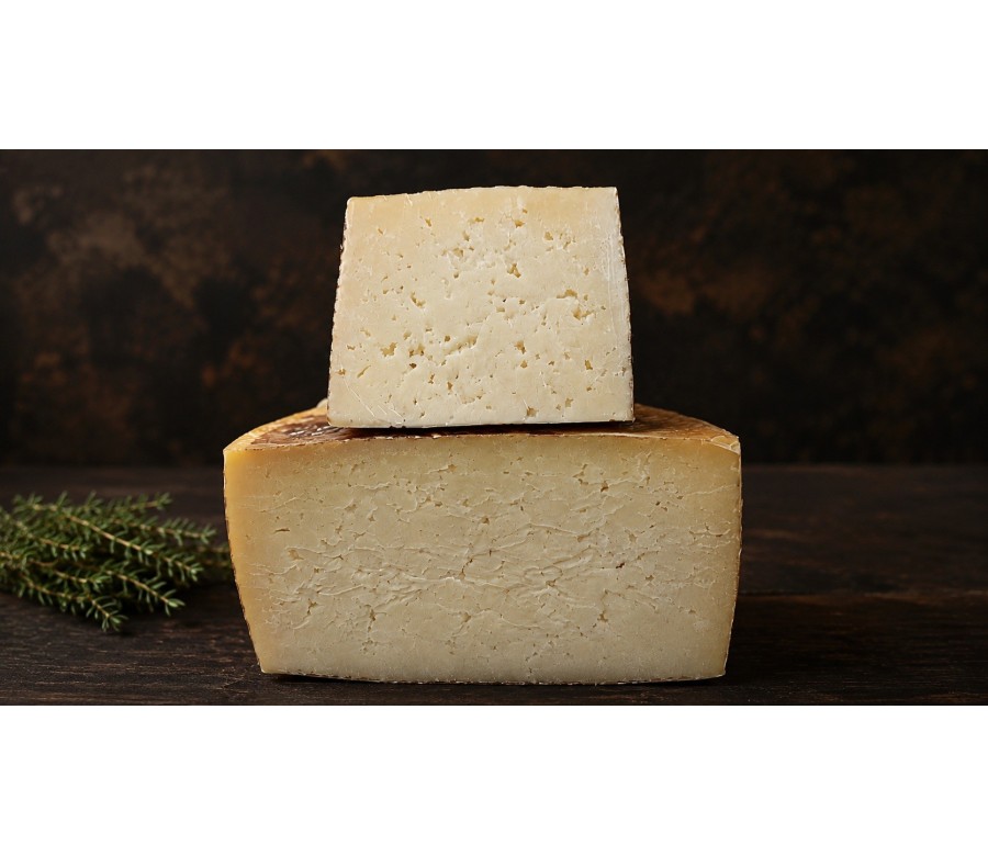 queso viejo 12 meses de curacion leche cruda origen Zamora.